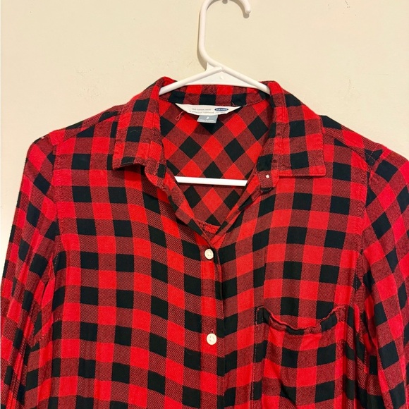 2/$15 Old Navy - Red and Black Plaid Long Sleeve Button Down “Classic Shirt” - Picture 3 of 8